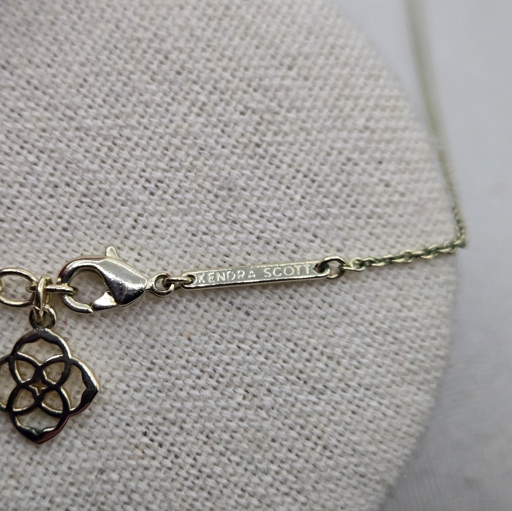KENDRA SCOTT Elisa Coral Stone Small Pendant 14K over Brass Adjustable - Picture 6 of 8
